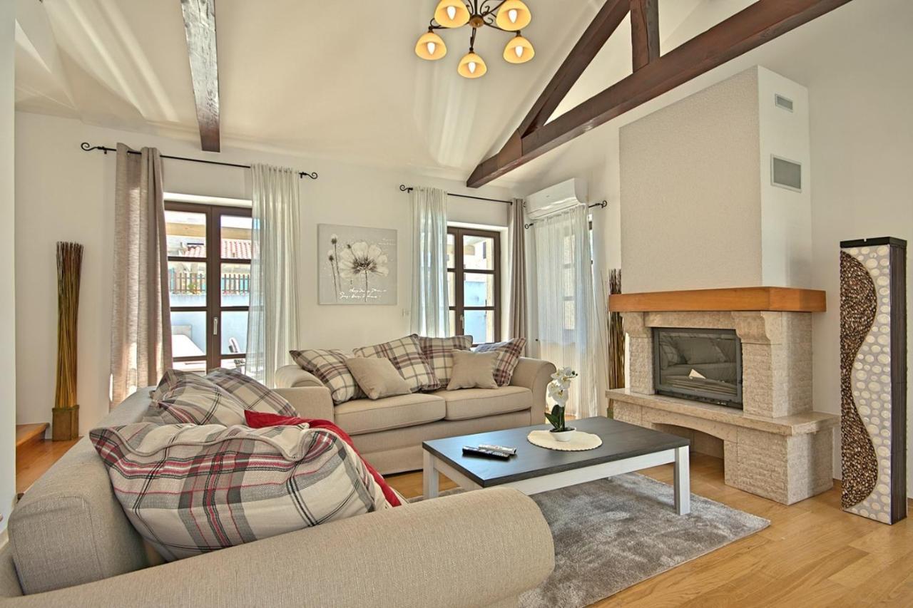 Luxury Stone Villa Zanelli Лижнян Экстерьер фото