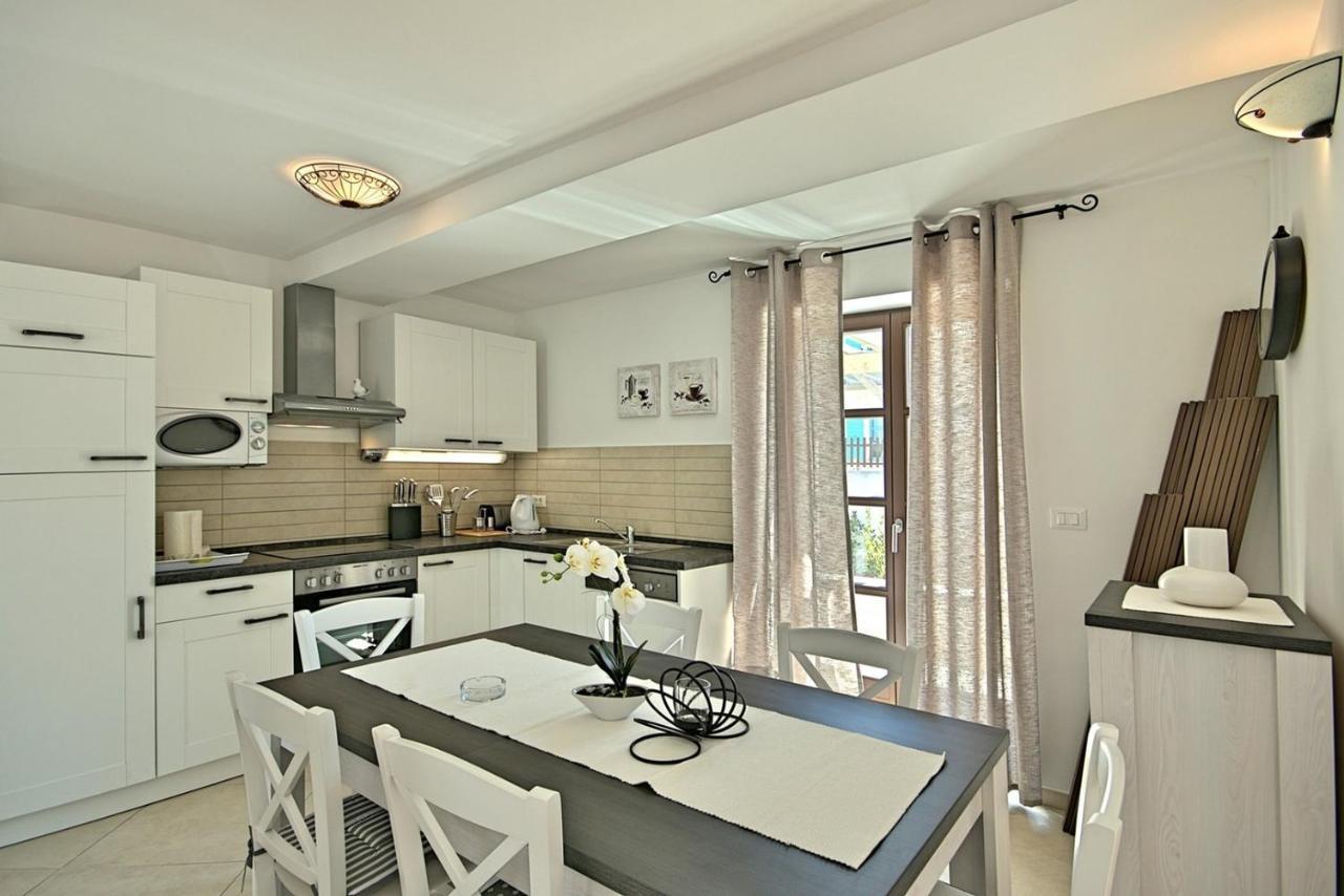 Luxury Stone Villa Zanelli Лижнян Экстерьер фото